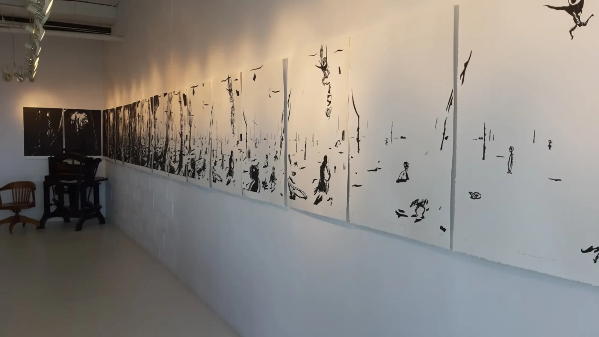 Forêt gravure nature forest sculpture exposition exhibition art contemporain France bretagne lorient estampe xylographie installation contemporary artist artiste making of work in progress